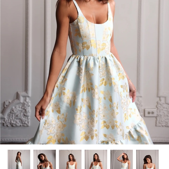 V.Chapman Gown - The Avery Dress in Ballad Blue Baroque Floral - Picture 5 of 7